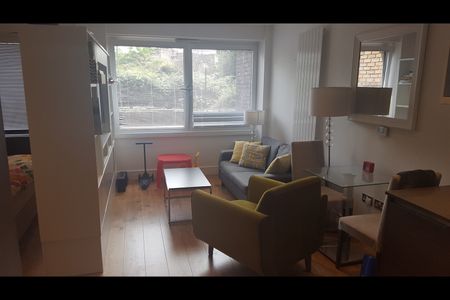 Studio Flat, Molesworth Street, SE13 - Photo 3