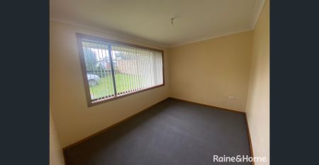 Cozy Two-Bedroom Unit in Farmborough Heights - Photo 3