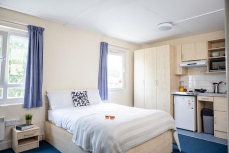 Studio to rent - Photo 3