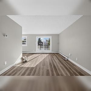 2 Bed 1 Bath Multi Level Unit Inglewood Edmonton - Photo 5