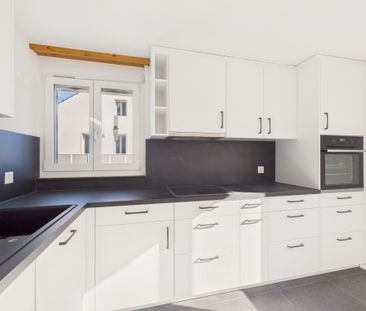 Newly renovated 4.5-room apartment in Flawil - Foto 1