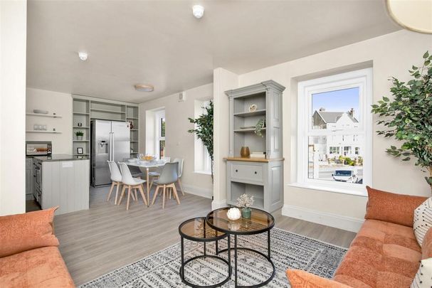 House share to rent - Photo 1