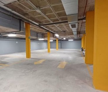 Piso de alquiler en Calle de la Ilusión, El Cañaveral - Photo 1