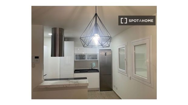 2 room luxury Flat for rent in Las Palmas de Gran Canaria, Spain - Photo 1