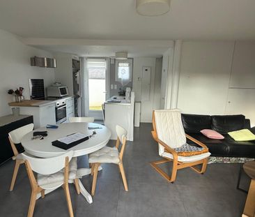 Location Maison 4 pièces 62m² - Photo 3
