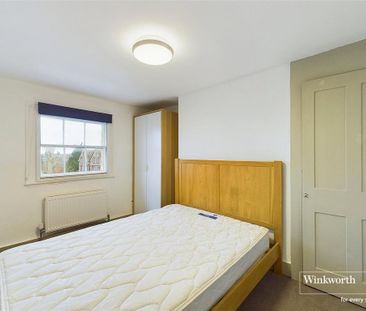 4 bedroom terraced house to rent - Photo 6