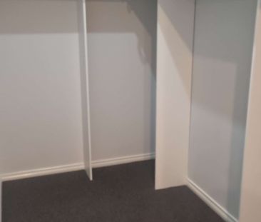 Mount Waverley - Photo 1