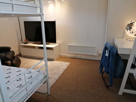 Fabriksvägen, Sollentuna - Photo 2