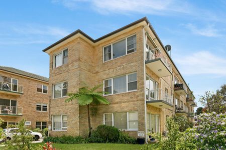 Footsteps To Park & Beach - Photo 2