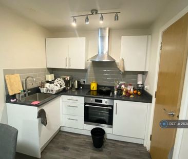 2 bedroom flat to rent - Photo 5