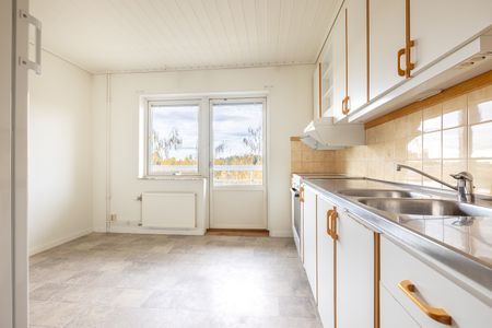 Profilvägen, Finspång - Photo 4