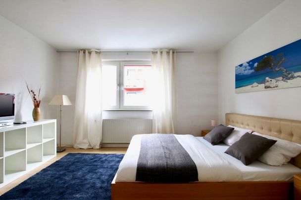 Perfekt Wohnen in Köln-Ehrenfeld: Möbliertes Apartment mit Balkon - Photo 1