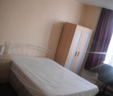 One bed flat - Regent Road Harborne - Ideal for Students - Photo 1