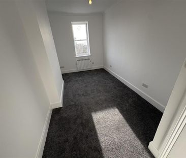 2 bedroom house to rent - Photo 1