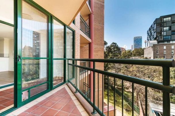 206/2-26 Wattle Crescent, Pyrmont, NSW 2009 - Photo 1