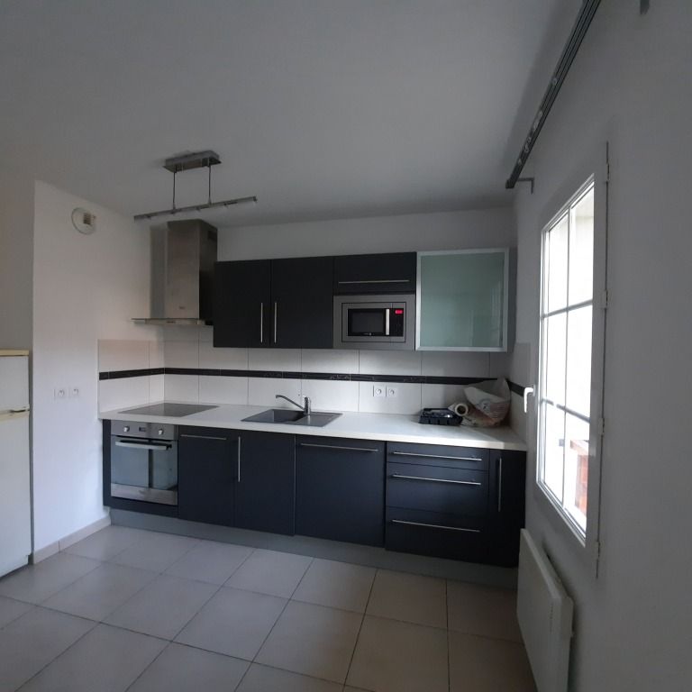 Location Appartement 2 pièces 43m² VALLEIRY 74520 - Photo 1