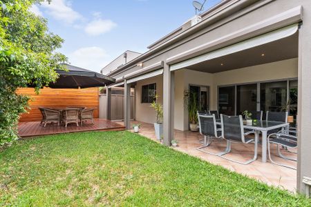 5 Shearwater Crescent, Maribyrnong. - Photo 4