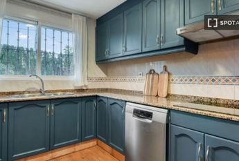 4 room luxury Apartment for rent in L'Eliana, Valencia