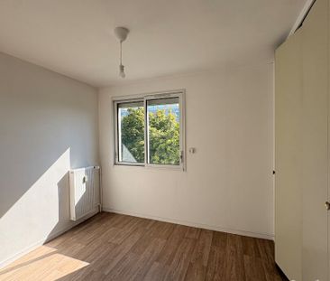Location Appartement 3 pièces 62m² - Photo 3