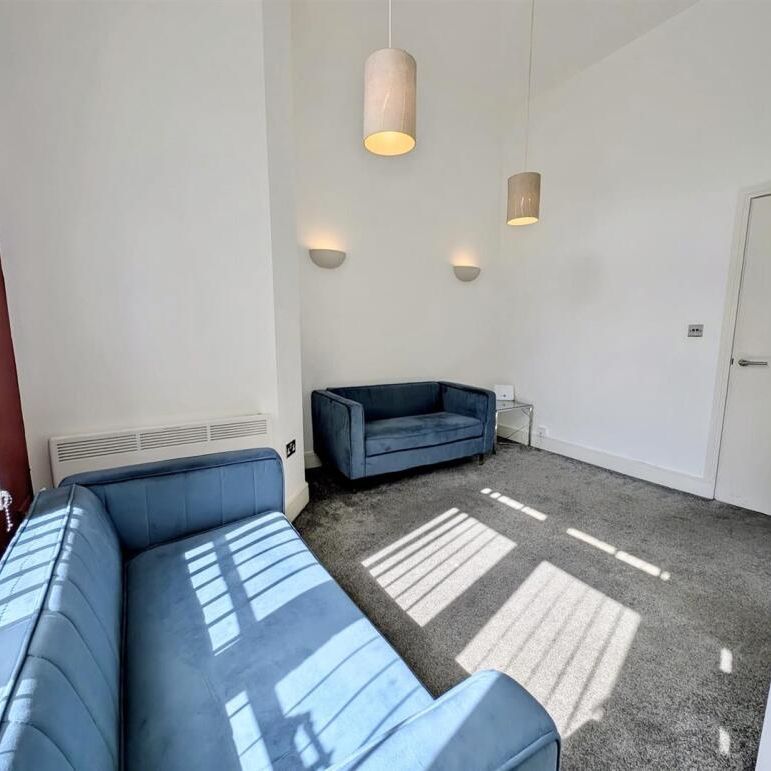 2 Bed Flat, Stowell Street, L7 - Photo 1
