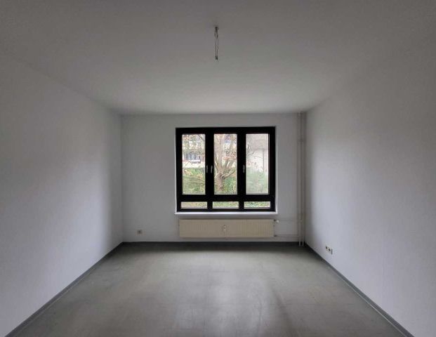 Gemütliche 2-Zimmer-Wohnung in Lankwitz – Helle Räume & Balkon! - Photo 1