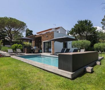 Villa rénovée avec piscine dans domaine fermé - Photo 6