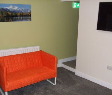 1 bed House Share - To Let - Photo 5