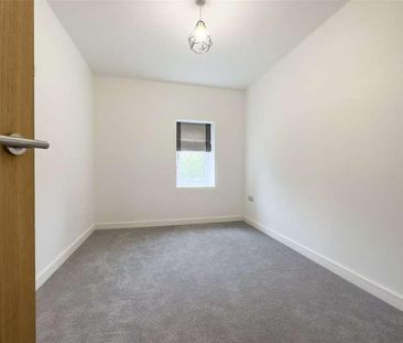 Mill Walk, Witney, Oxfordshire, OX28 - Photo 1