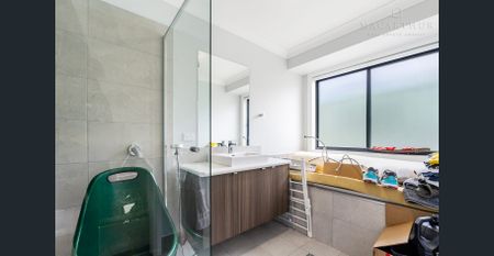 Modern Living Meets Everyday Comfort - Photo 4