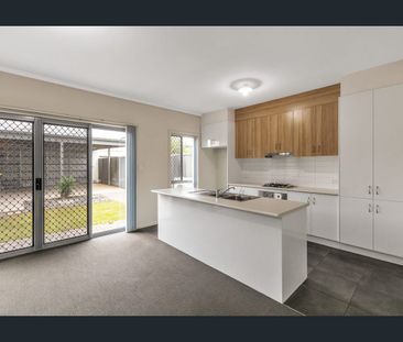 Exceptional Townhouse In Great Location! - Photo 3