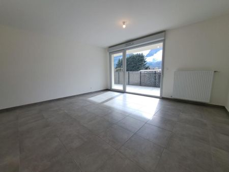 Location Appartement 2 pièces 46m² SCIONZIER 74950 - Photo 2