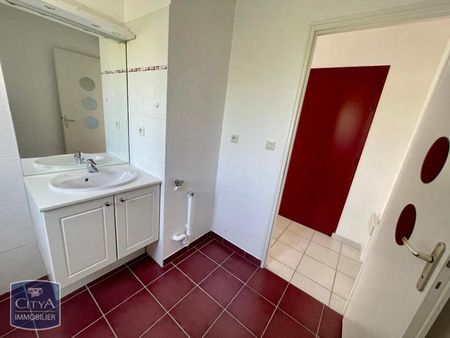 Location Appartement 1 pièce 25m² NIORT 79000 - Photo 3