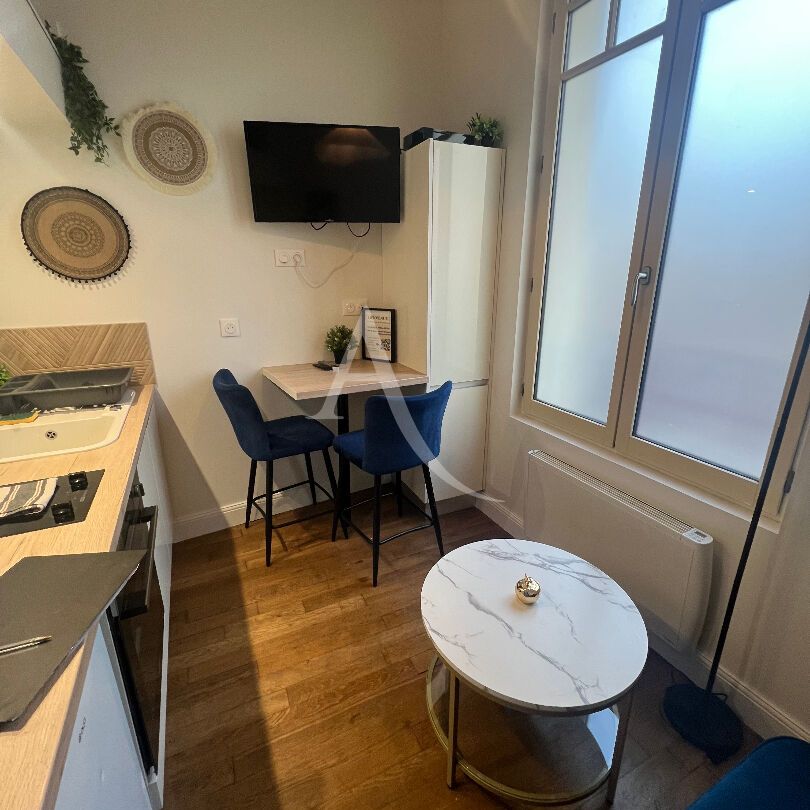 Location Appartement 1 pièce 10m² - Photo 1