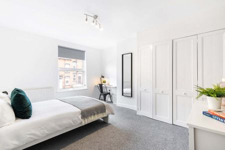 4 bedroom house to rent - Photo 2