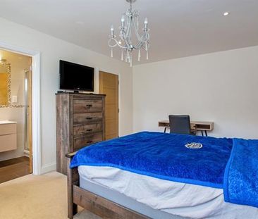 5 bedroom detached house to rent - Photo 5