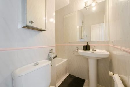 Calle de Raimundo Fernández Villaverde, Madrid, Community of Madrid 28003 - Photo 5