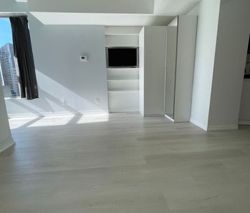 For Lease - 1 King Street Unit# 1705, Toronto, Ontario - Photo 2