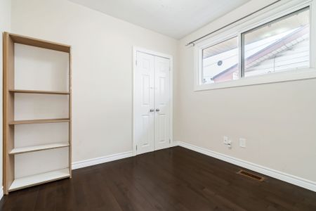 For Lease - 56 Nash Road, Hamilton, Ontario - Photo 3