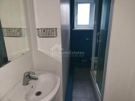 Price £625 pcm - Available Now - Unfurnished - Photo 4