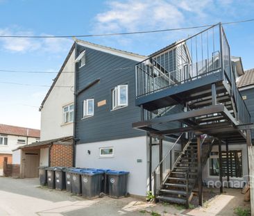 2 bedroom apartment to rent - Photo 3