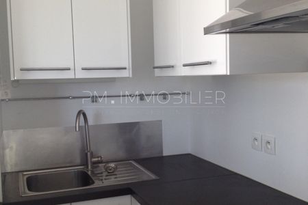 T2 MEUBLE- MARGUERITE ALLAR - Photo 3