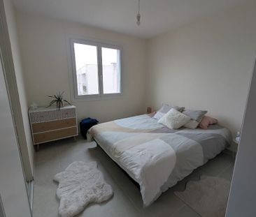 Location Appartement 2 pièces 59m² - Photo 3