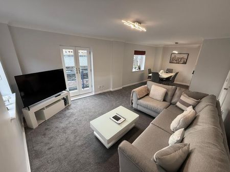 2 bedroom apartment to rent - Photo 3