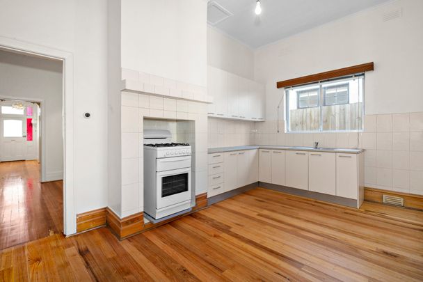 12 Peel Street, Windsor VIC 3181 - House For Rent | Domain - Photo 1