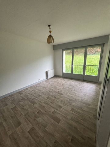 Location appartement 1 pièce 28 m² à Louviers (27400) - Photo 2