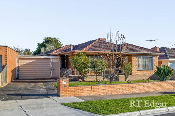 COMING HOME - 6 MONTH LEASE - Photo 1