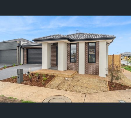 18 Lumberjack Drive, Fraser Rise, Vic 3336 - Photo 3