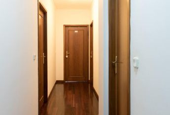 Quarto amplo individual em Braga Lamacaes