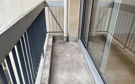 Appartement à louer 2 pièces • 59,35 m2 Paris 14 - Photo 4
