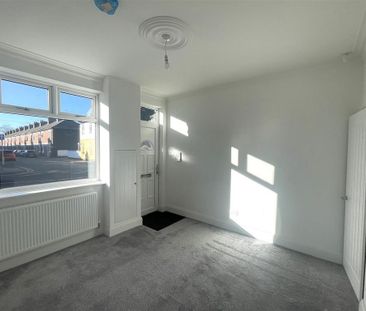 2 bedroom house to rent - Photo 2